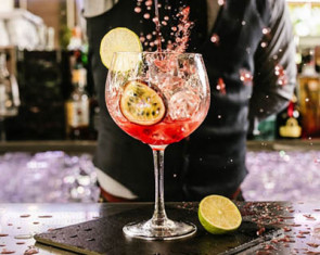 Профессиональная стеклянная посуда для бара